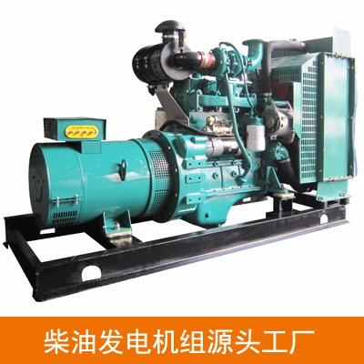 600kw無(wú)錫動(dòng)力柴油發(fā)電機(jī)組-無(wú)錫動(dòng)力12缸柴油機(jī)WD180TAD61柴油發(fā)電機(jī)組,缸徑/行程：152×165mm,柴油發(fā)電機(jī)組水冷發(fā)動(dòng)機(jī)功率680KW,柴油發(fā)電機(jī)組配套馬拉松斯坦福發(fā)電機(jī)。